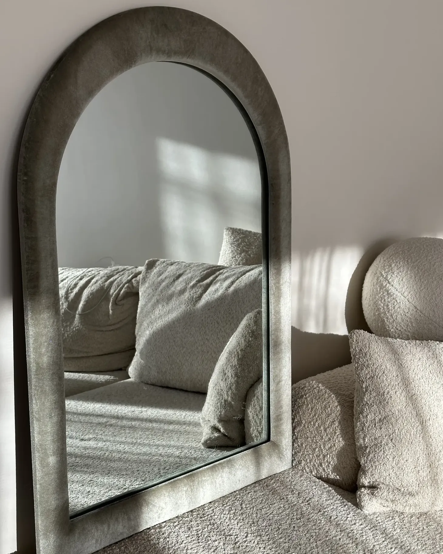 Vægspejl HURIEL 60 cm 90 cm Velour Olivengrøn