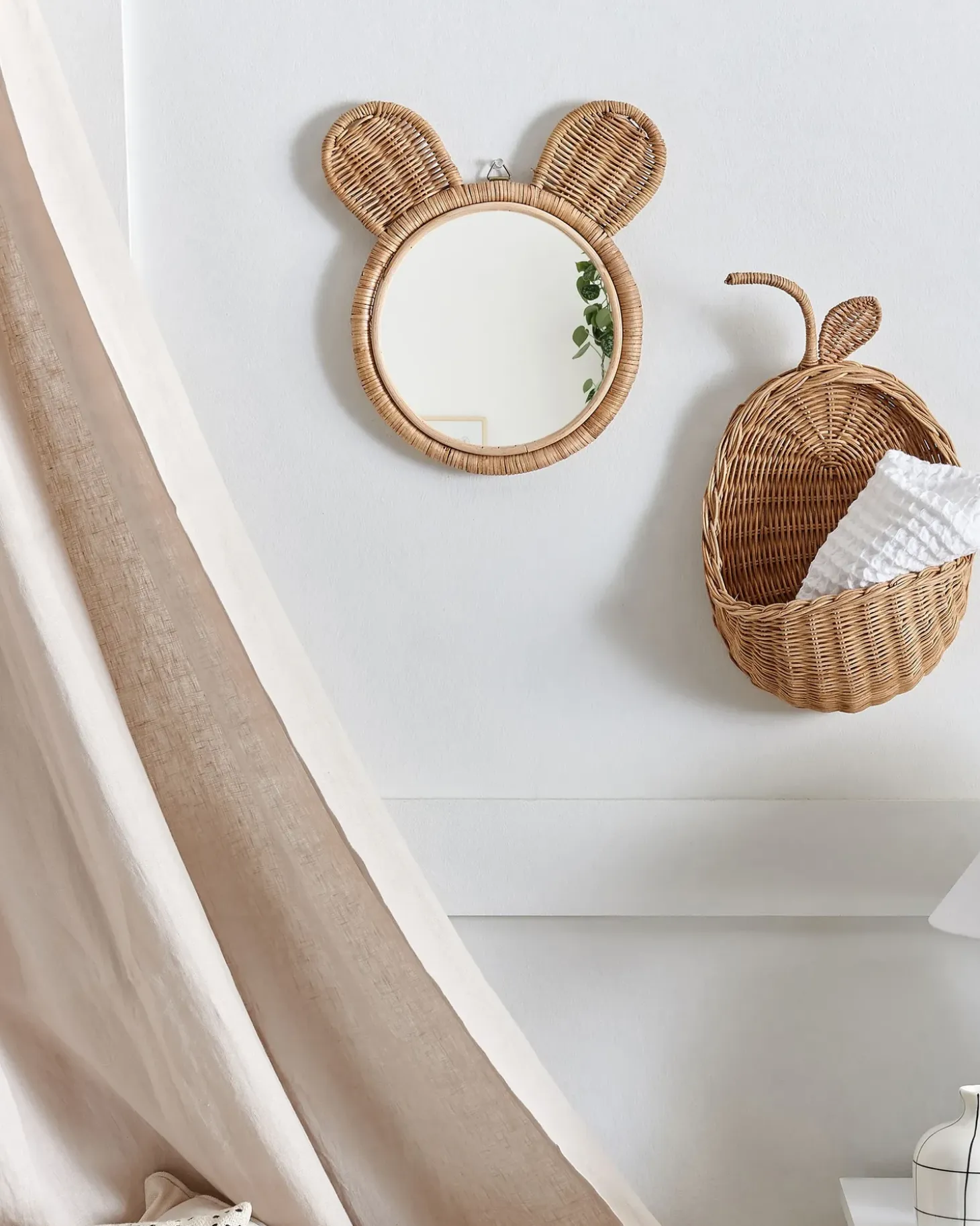 Vægspejl ASHANTI 30 cm 33 cm Rattan Naturlig